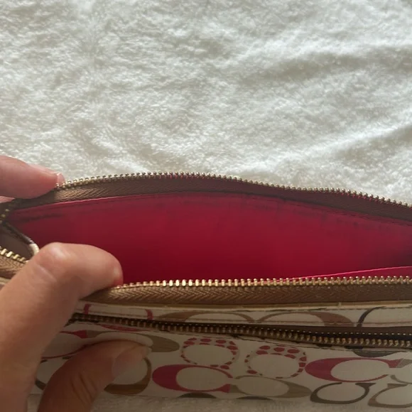Coach Multicolor Wristlet - Picture 8 of 12
